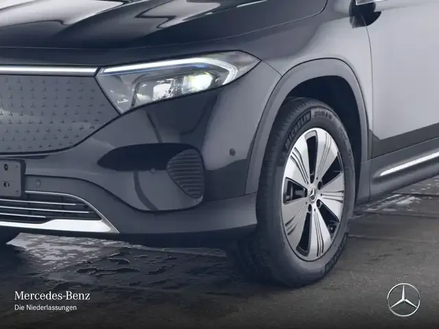 Mercedes-Benz EQB 250
