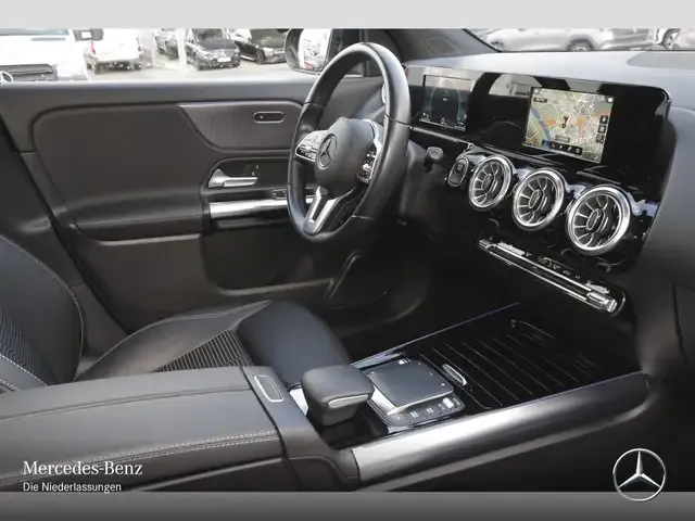 Mercedes-Benz EQA 250