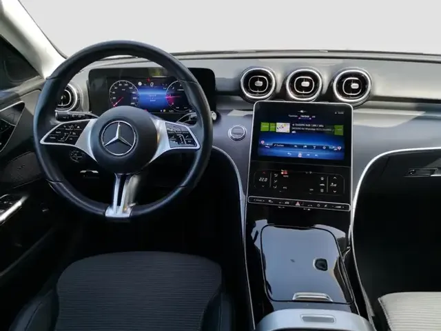Mercedes-Benz C 220