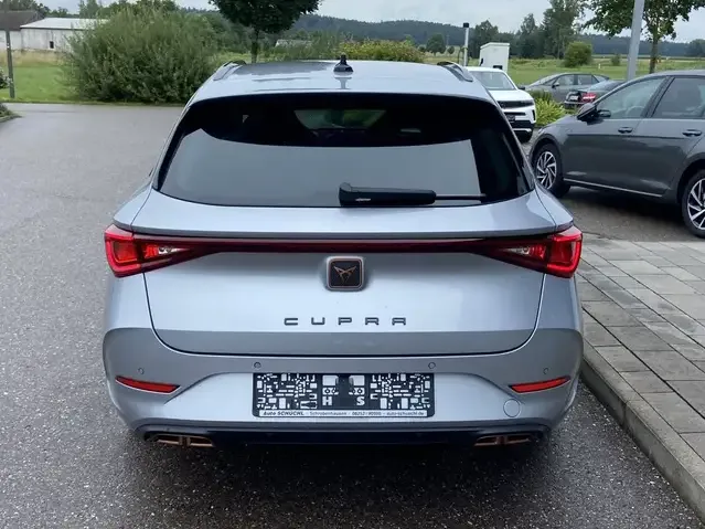 CUPRA Leon