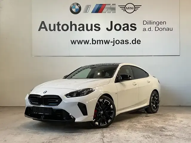 BMW 235