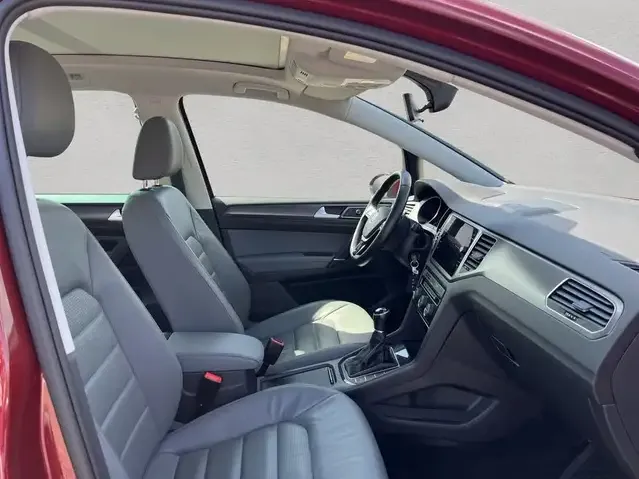Volkswagen Golf Sportsvan
