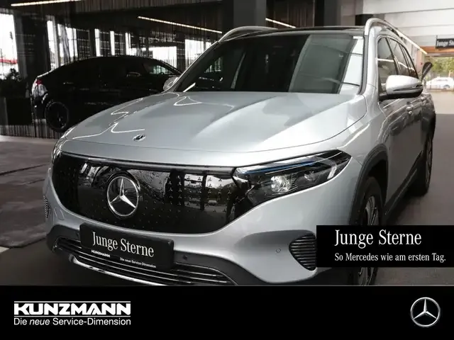 Mercedes-Benz EQB 300