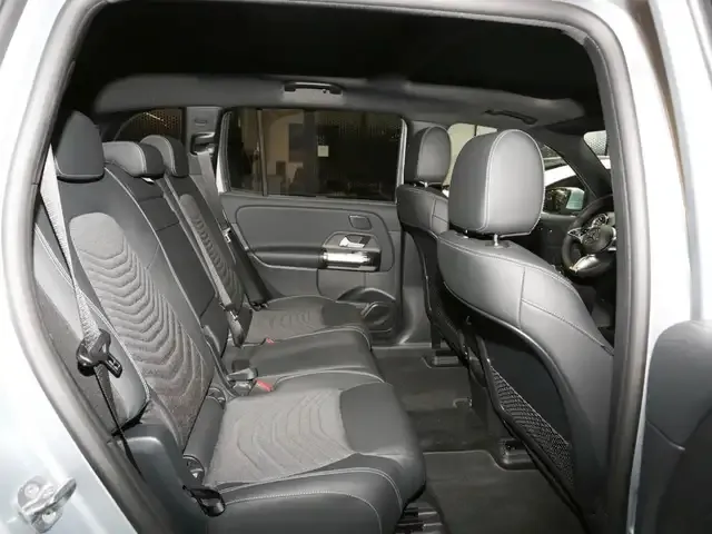 Mercedes-Benz EQB 300