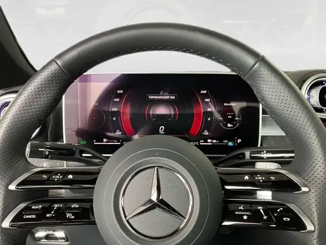 Mercedes-Benz CLE 300