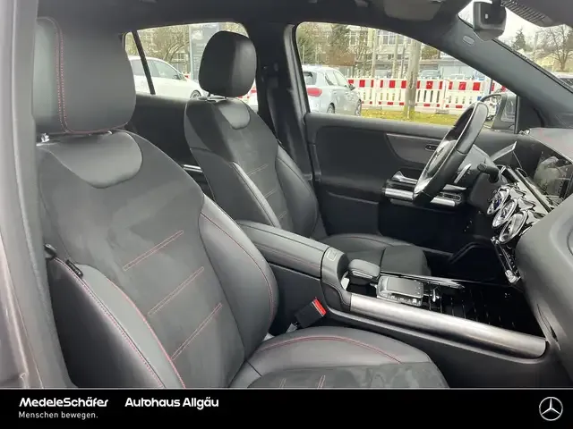 Mercedes-Benz EQA 250