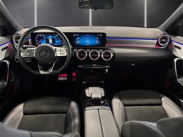 Mercedes-Benz CLA 180