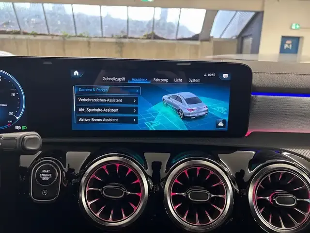 Mercedes-Benz CLA 180