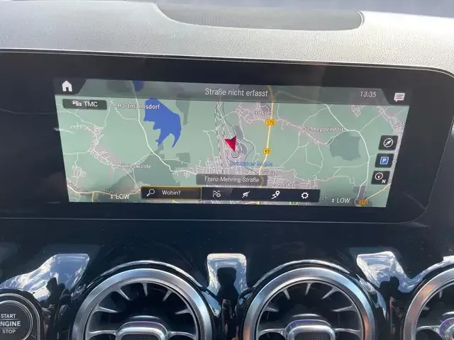Mercedes-Benz B 220