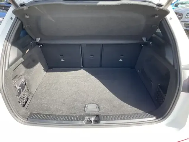 Mercedes-Benz B 220
