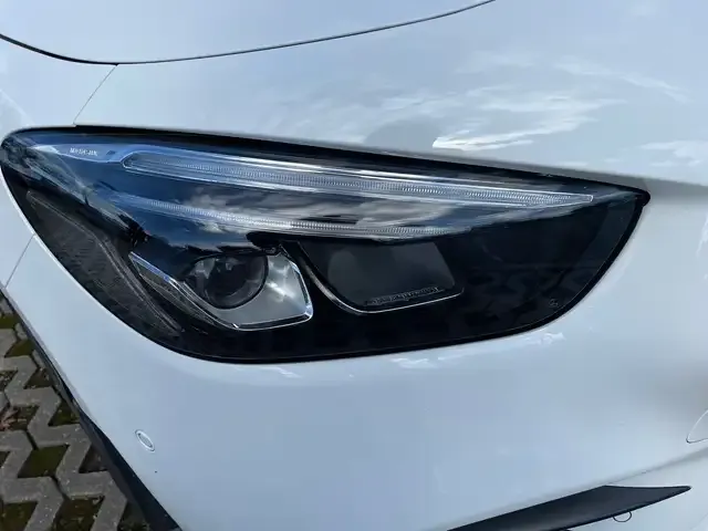 Mercedes-Benz B 220