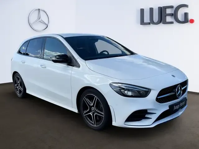 Mercedes-Benz B 220