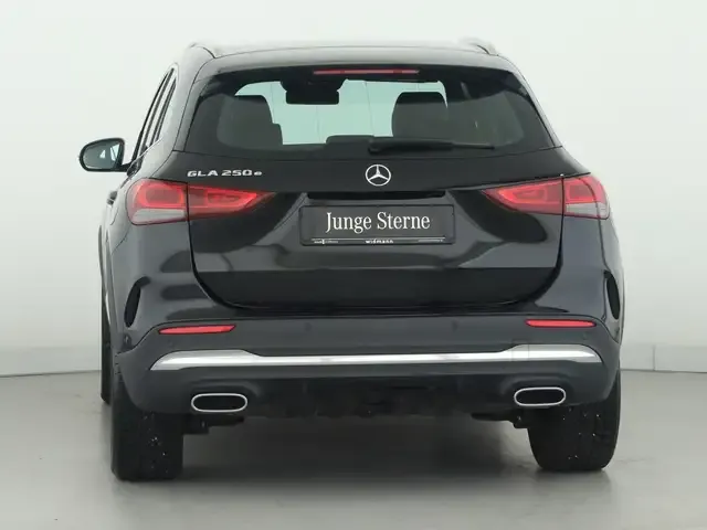 Mercedes-Benz GLA 250