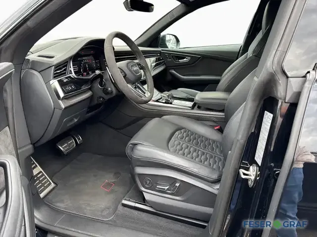 Audi RS Q8