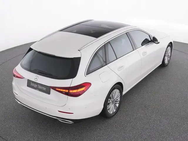Mercedes-Benz C 220