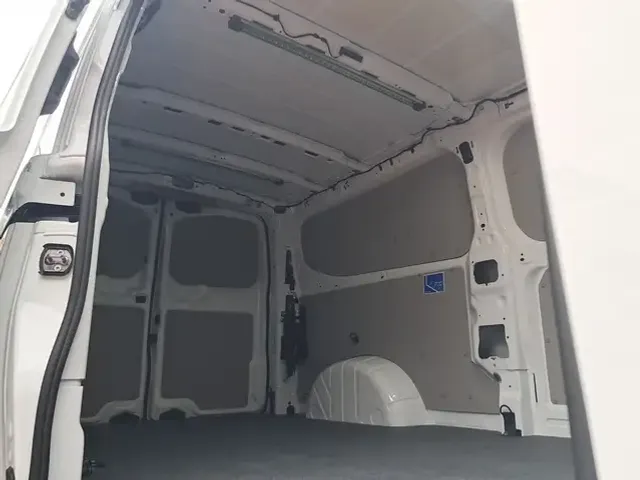 Volkswagen T7 Transporter