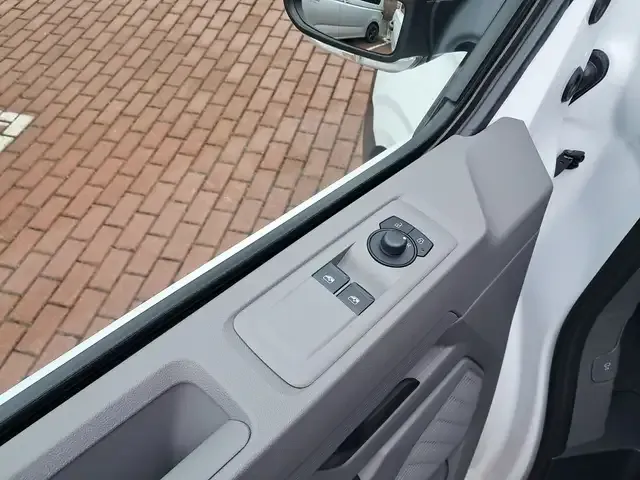 Volkswagen T7 Transporter