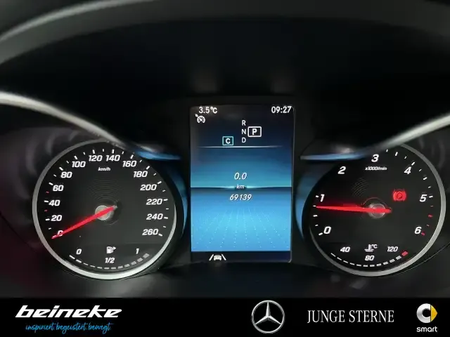 Mercedes-Benz C 220