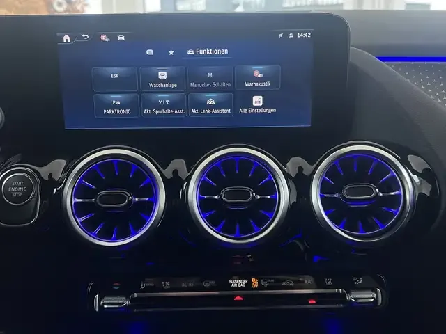 Mercedes-Benz GLA 250