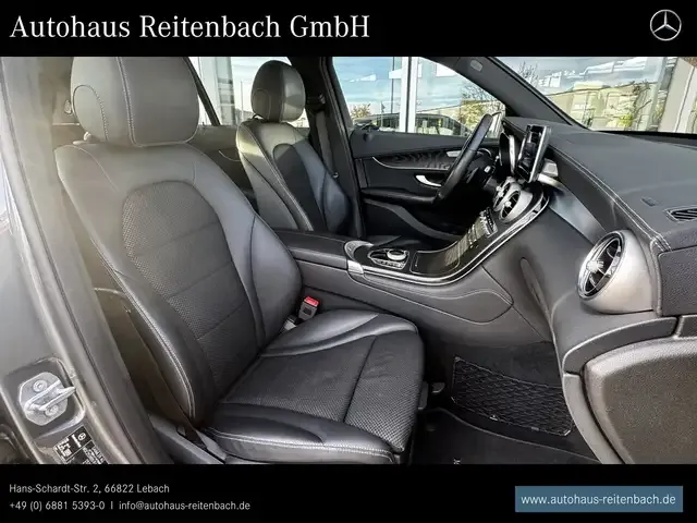 Mercedes-Benz GLC 220