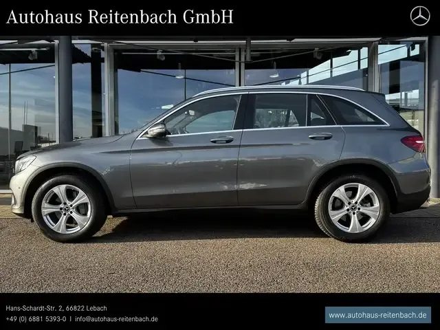 Mercedes-Benz GLC 220