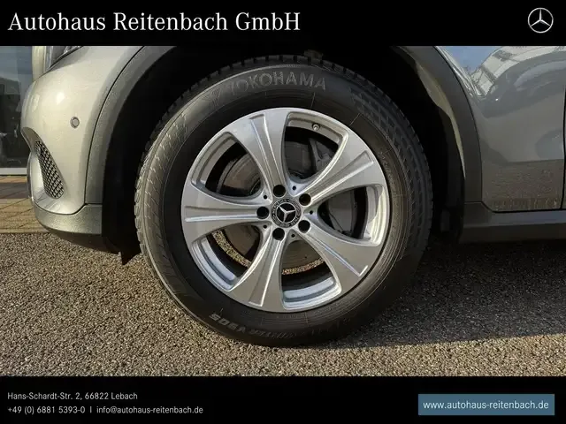 Mercedes-Benz GLC 220