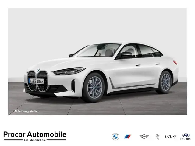 BMW i4