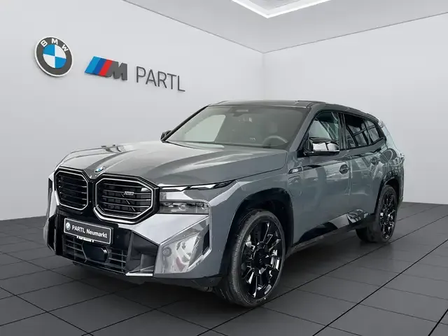 BMW XM