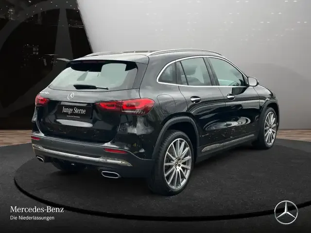 Mercedes-Benz GLA 250