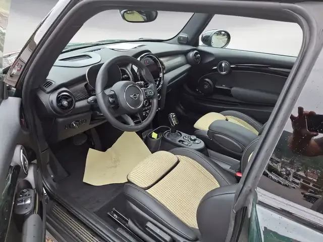 MINI Cooper SE