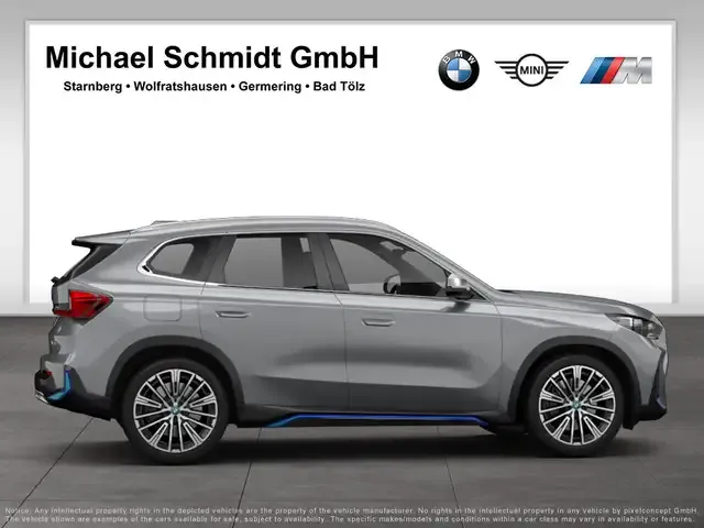 BMW iX1