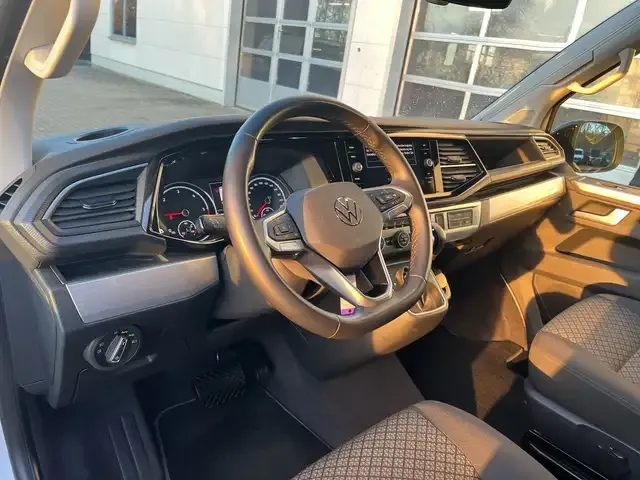Volkswagen T6 California