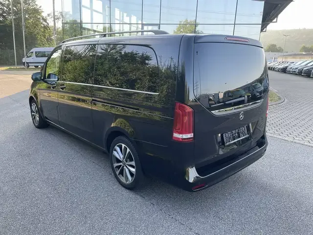 Mercedes-Benz V 300