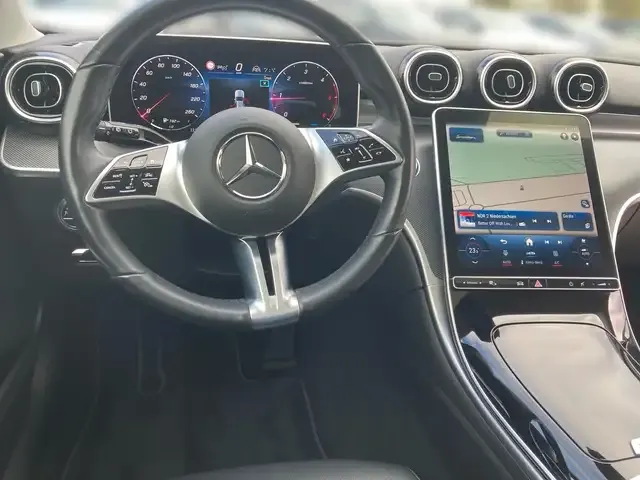 Mercedes-Benz C 220