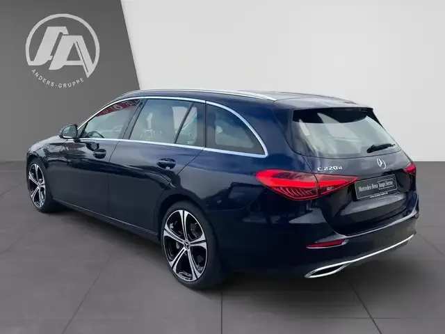 Mercedes-Benz C 220