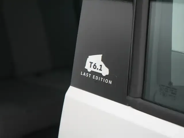 Volkswagen T6.1 California