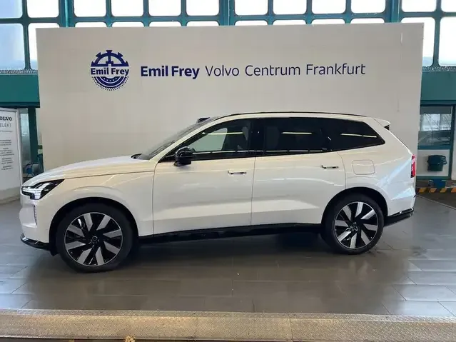 Volvo EX90