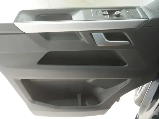 Volkswagen T6.1 California