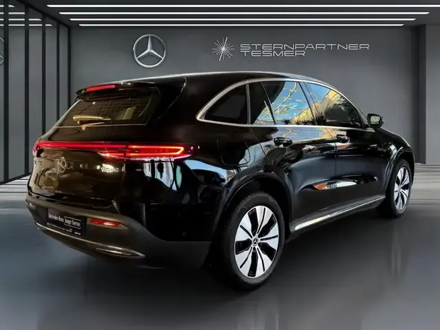 Mercedes-Benz EQC 400