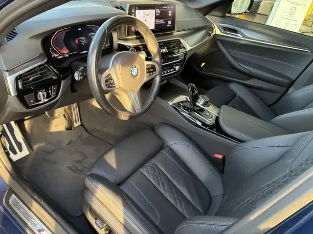 BMW 530