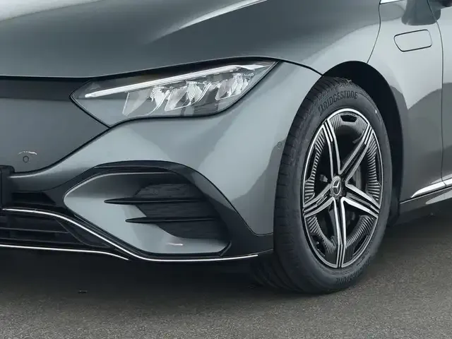 Mercedes-Benz EQE 350