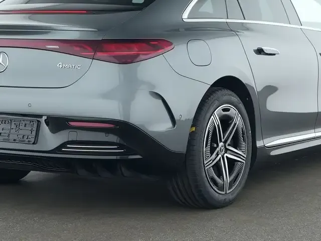 Mercedes-Benz EQE 350