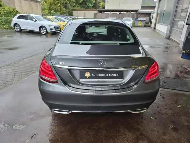 Mercedes-Benz C 180