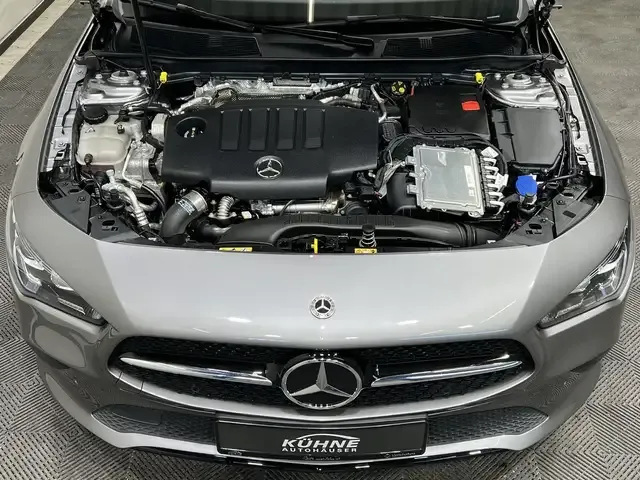 Mercedes-Benz CLA 200