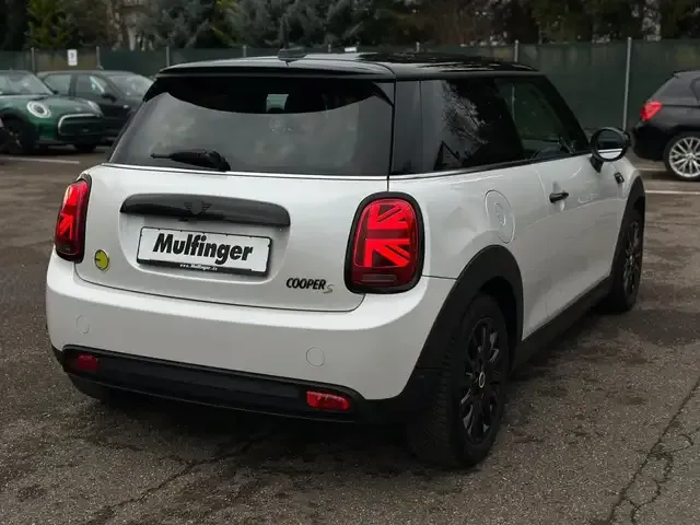 MINI Cooper SE