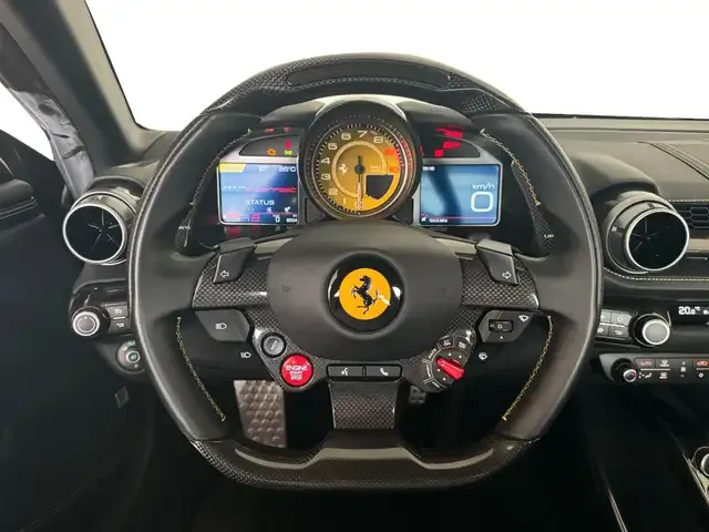 Ferrari 812