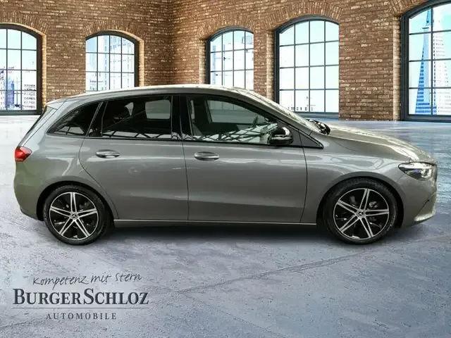 Mercedes-Benz B 220