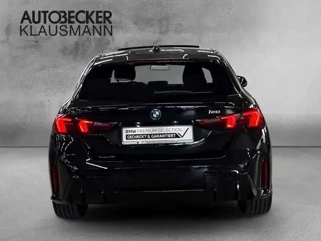 BMW 120