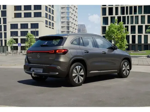 Mercedes-Benz EQA 300