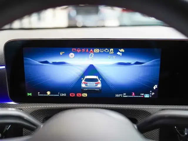 Mercedes-Benz A 220